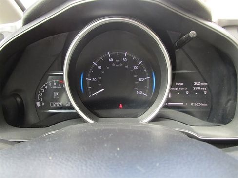 Used 2018 Honda Fit EX image 18