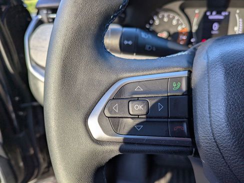 Used 2022 Jeep Compass Latitude image 18