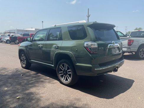 Used 2022 Toyota 4Runner Limited AWD/4WD image 3