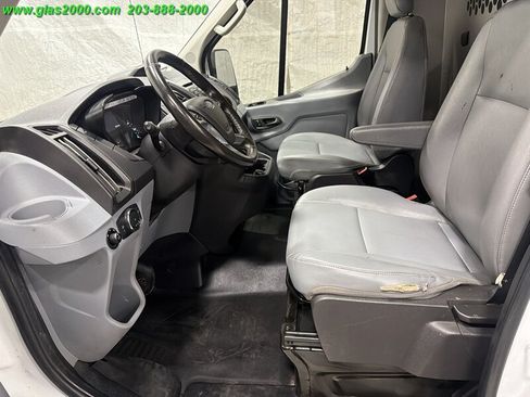 Used 2019 Ford Transit 250 148 Medium Roof RWD image 17