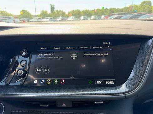 Used 2023 Buick Envision Essence FWD image 15