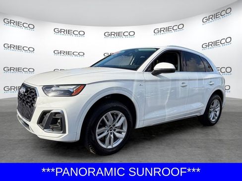 Used 2022 Audi Q5 2.0T Premium w/ Convenience Package AWD/4WD image 3