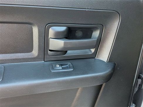 Used 2024 RAM 2500 Tradesman w/ Chrome Appearance Group image 26