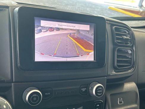 Used 2023 RAM ProMaster 2500 w/ Convenience Group image 11