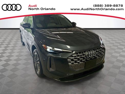 Used 2025 Audi Q5 Premium AWD/4WD image 1