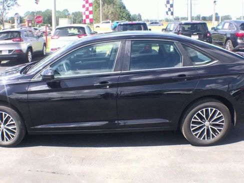 Used 2021 Volkswagen Jetta S image 5