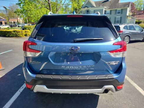 Used 2022 Subaru Forester Touring AWD/4WD image 4