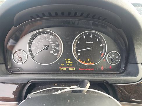 Used 2011 BMW 535i xDrive Sedan image 14