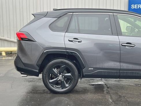 Used 2021 Toyota RAV4 XSE image 16