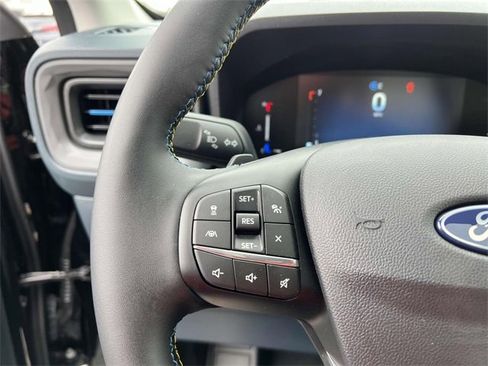 New 2025 Ford Maverick Lobo image 16