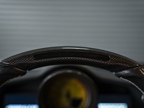 Used 2018 Ferrari 488 GTB RWD image 33