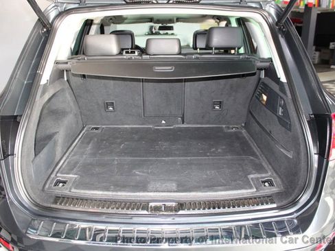 Used 2013 Volkswagen Touareg Sport image 22