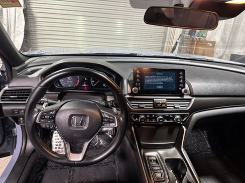 Used 2021 Honda Accord Sport image 18