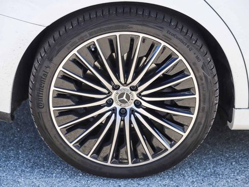 Certified 2025 Mercedes-Benz E 350 4MATIC Sedan image 11