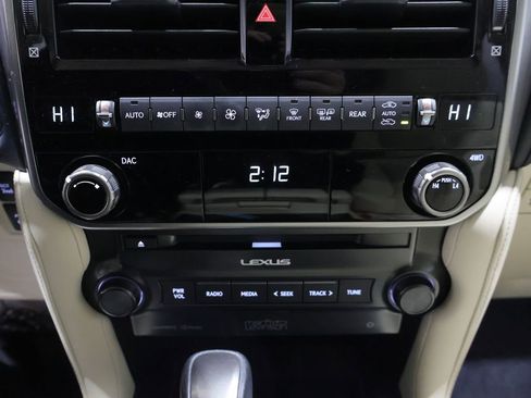 Used 2022 Lexus GX 460 Premium image 33