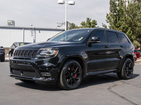 Used 2021 Jeep Grand Cherokee SRT w/ Trailer Tow Group IV image 3