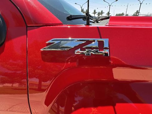 Used 2015 GMC Sierra 2500 SLT AWD/4WD image 7
