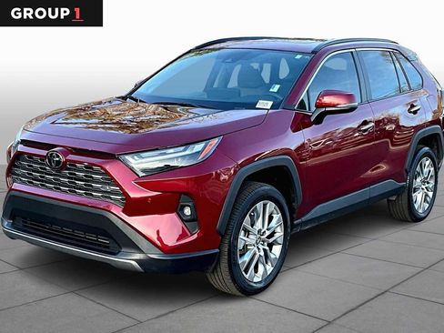 Used 2024 Toyota RAV4 Limited image 1