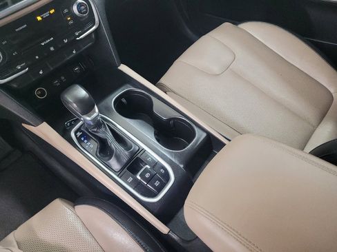 Used 2019 Hyundai Santa Fe Limited FWD image 26