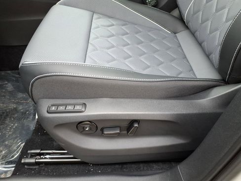 New 2026 Volkswagen Tiguan SEL R-Line image 14