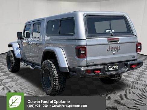 Used 2020 Jeep Gladiator Rubicon w/ Advanced Safety Group AWD/4WD image 16