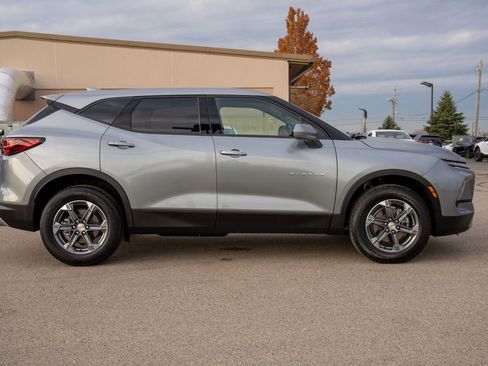 Used 2025 Chevrolet Blazer LT image 8