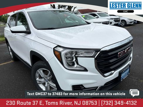 Certified 2022 GMC Terrain SLE AWD/4WD image 1