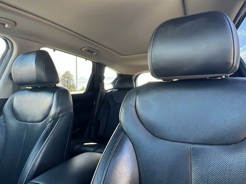 Used 2021 Hyundai Santa Fe SEL w/ Convenience + Premium Package image 11