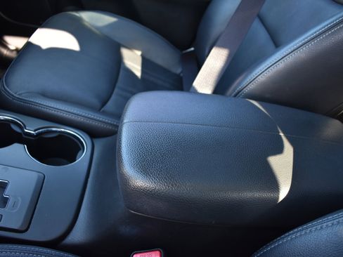 Used 2013 Kia Sorento SX w/ SX Premium Pkg image 25