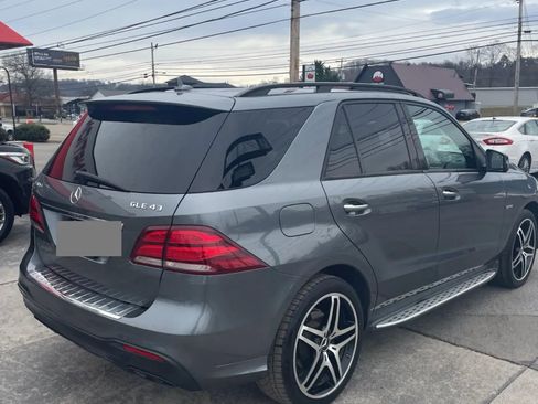 Used 2017 Mercedes-Benz GLE 43 AMG 4MATIC image 9