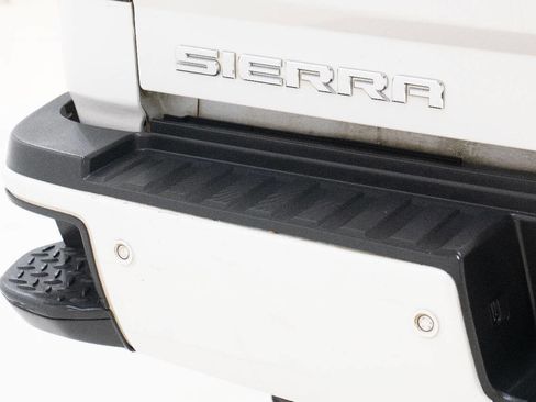 Used 2018 GMC Sierra 3500 Denali w/ Duramax Plus Package image 19