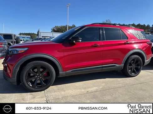 Used 2020 Ford Explorer ST w/ ST Street Pack image 4