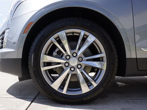 New 2025 Cadillac XT5 Premium Luxury w/ Technology Package image 17