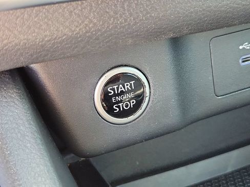 Certified 2023 Nissan Rogue S FWD image 28