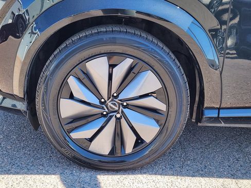 Certified 2024 Nissan Ariya AWD image 9