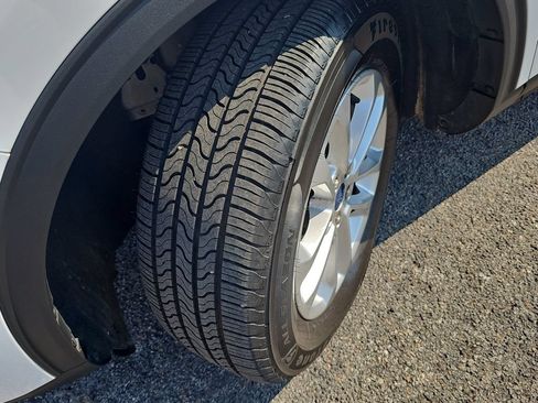 Used 2022 Ford Escape SE AWD/4WD image 30