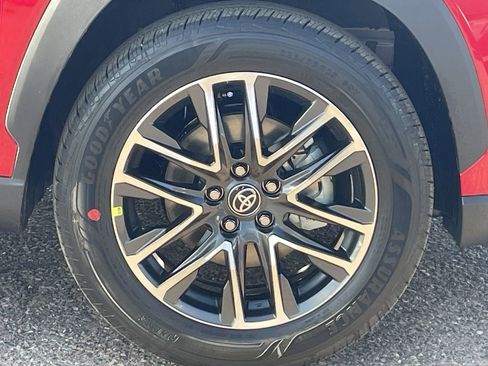 New 2026 Toyota Corolla Cross XLE image 9