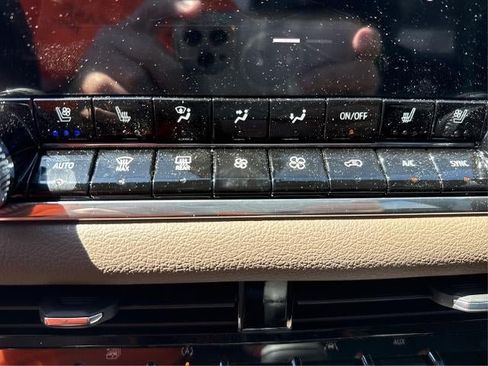 New 2026 GMC Canyon Denali AWD/4WD image 18
