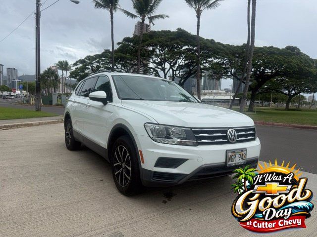 Used 2021 Volkswagen Tiguan SE FWD image 1