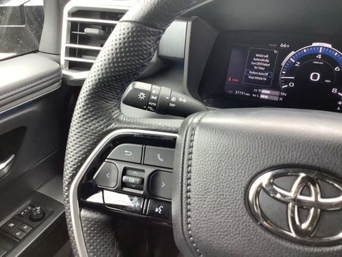 Used 2023 Toyota Tundra Platinum AWD/4WD image 26