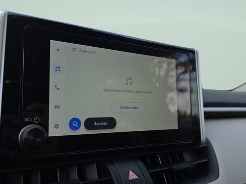 Used 2023 Toyota RAV4 XLE image 29