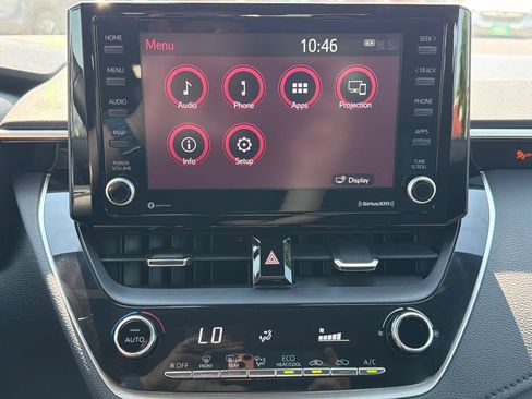 Used 2022 Toyota Corolla SE FWD image 35