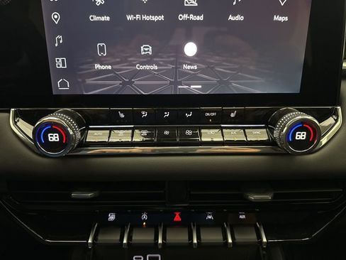 New 2025 GMC Canyon Elevation w/ Convenience Package image 36