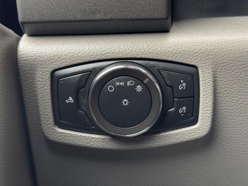 Used 2019 Ford F250 XL w/ Power Equipment Group image 24