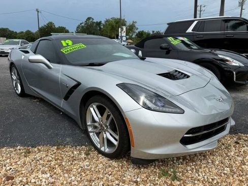Used 2019 Chevrolet Corvette Stingray Coupe w/ 1LT RWD image 1