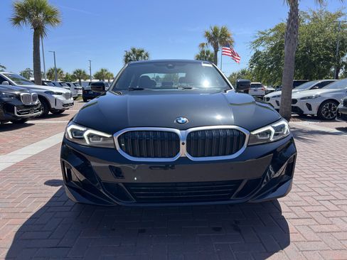Used 2025 BMW 330i Sedan image 3