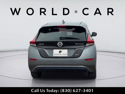 Used 2020 Nissan Leaf SV w/ SV Technology Package FWD image 7