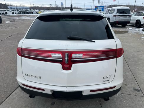 Used 2014 Lincoln MKT AWD w/ Equipment Group 201A image 6