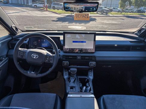 New 2026 Toyota RAV4 XSE AWD/4WD image 15