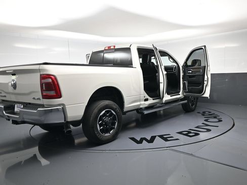 Used 2024 RAM 2500 Laramie AWD/4WD image 25